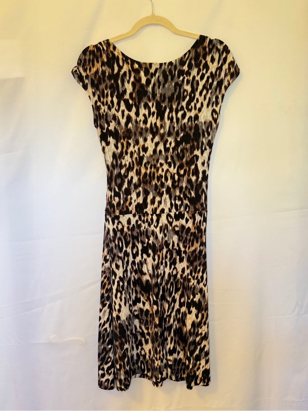 En Focus Studio Leopard Print Ruched Midi Dress Size 8 Fierce Chic - Picture 3 of 5